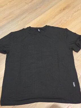 Comfort-Fit Black Crewneck Tee